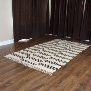 Black And White Southwest Stripe Rug (3)