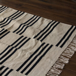 Black And White Southwest Stripe Rug (8)