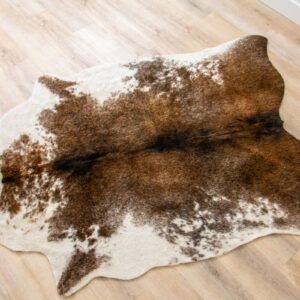 Cowhide Area Rug In Coffee And Ivory (3)