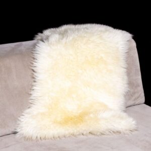 Off White Sheepskin Chair Cover (3)