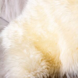 Off White Sheepskin Chair Cover (7)