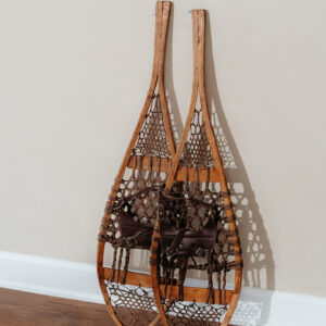 Snow Shoe Prop E674