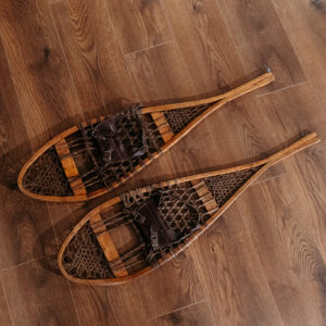 Snow Shoe Prop E674