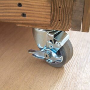 Rustic Wood Barnyard Western Bar In Brown And Black With Natural Wood (4)