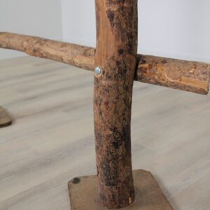 Wood Western Fence – Lodge Pole Upright – 4ft (4)